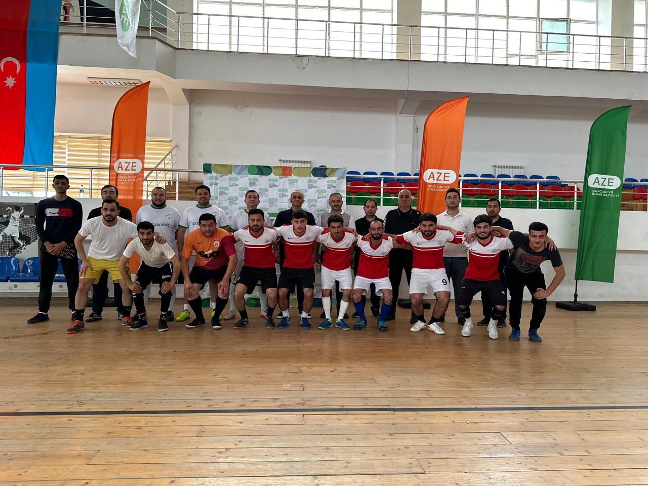 Bu günlərdə Saatlı rayon Olimpiya və İdman Kompleksində "Azərpambıq Aqrar Sənaye Kompleksi" MMC və Sabirabad rayonunun "Gənclik" mini-futbol komandaları arasında yoldaşlıq görüşü keçirilmişdir